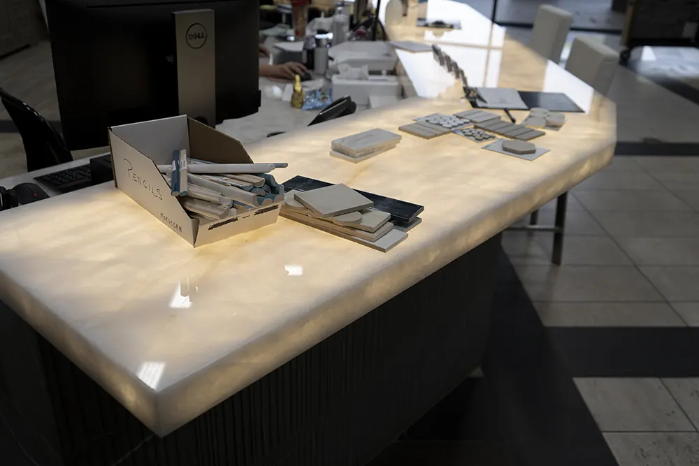 Commercial display detail