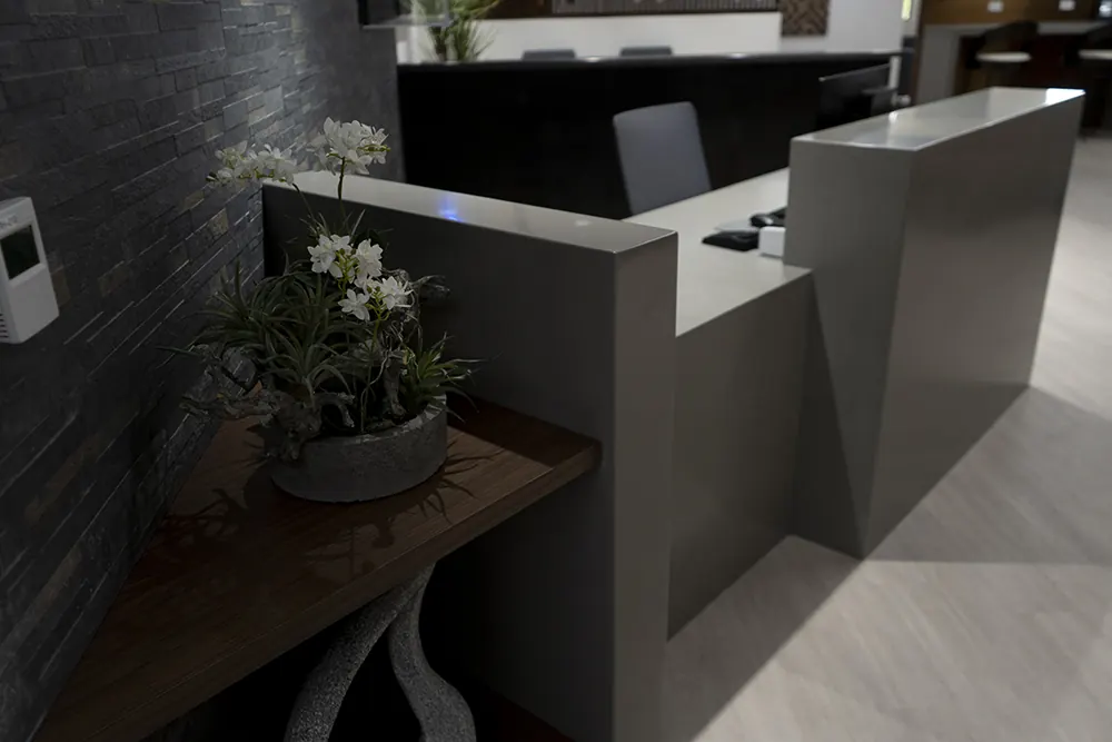 Commercial counter installation